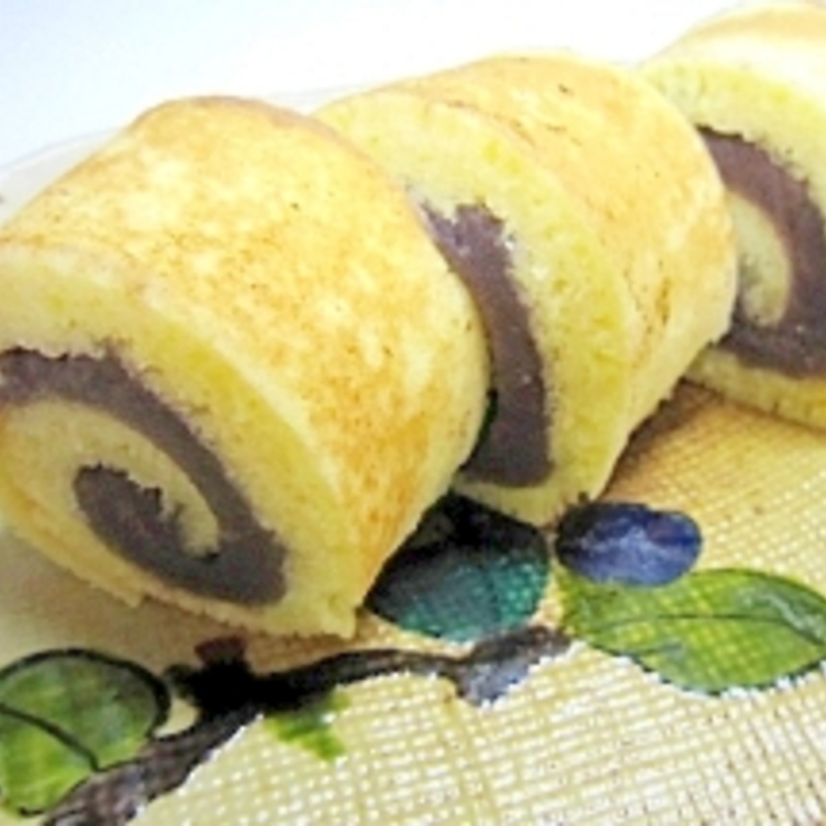ホットケーキミックスで 和風ロールケーキ 餡巻き レシピ 作り方 By 3812 楽天レシピ ホットケーキミックスで 和風ロールケーキ 餡巻き レシピ 作り方 By 3812 楽天レシピ